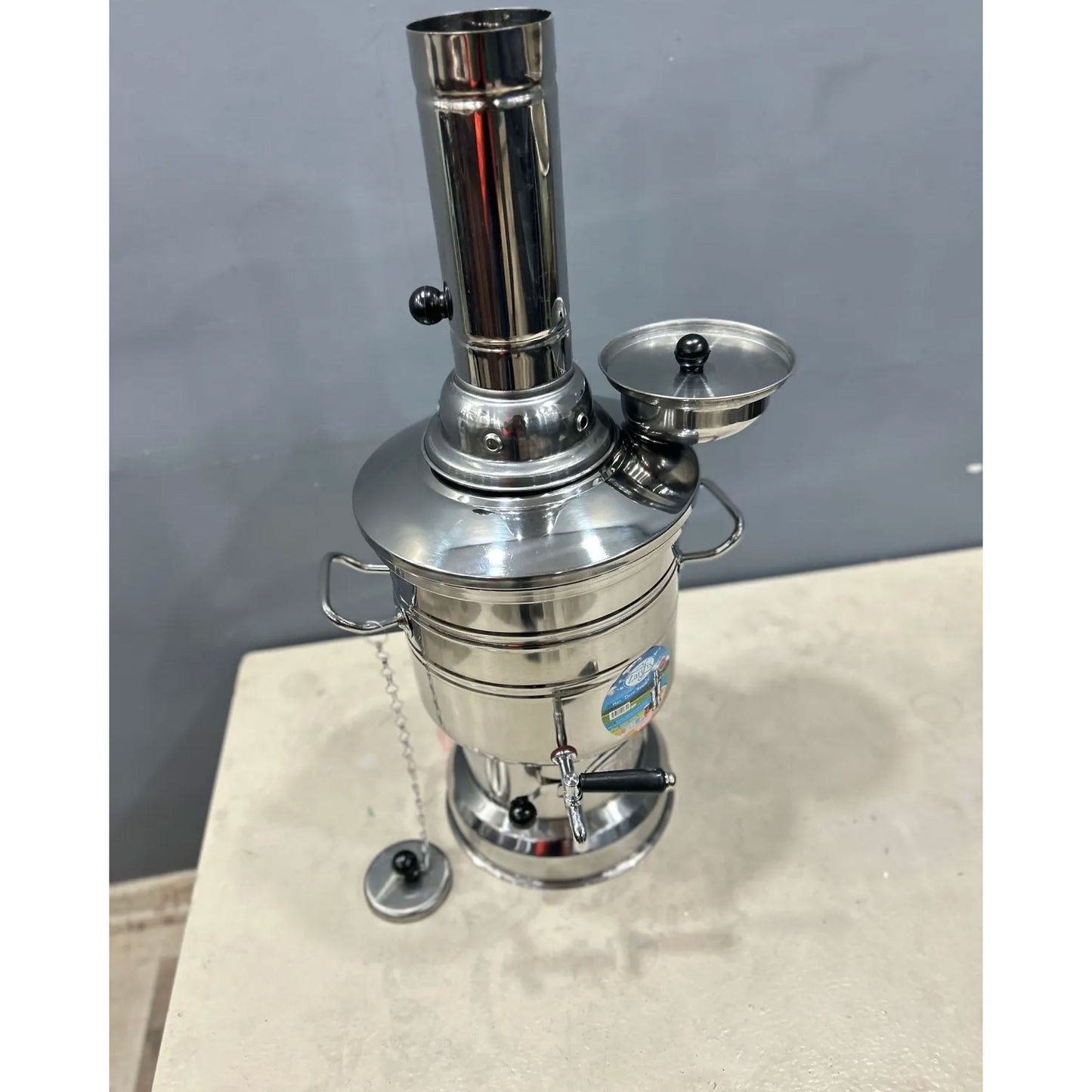 Qualitativer holzkohle Samowar / Teekocher aus Metall 3,5 Liter