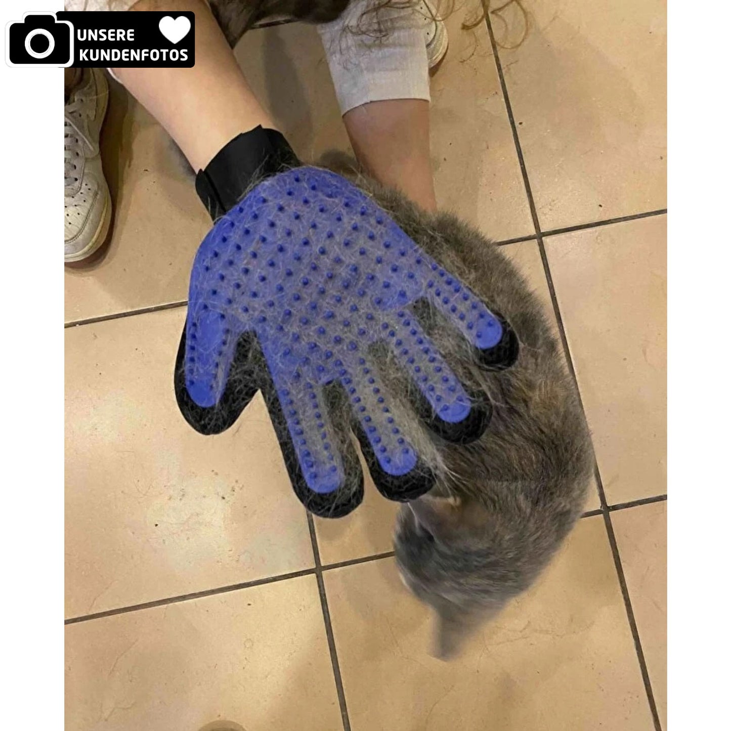Rechtshändiger Handschuh zur Fellpflege für Katzen und Hunde